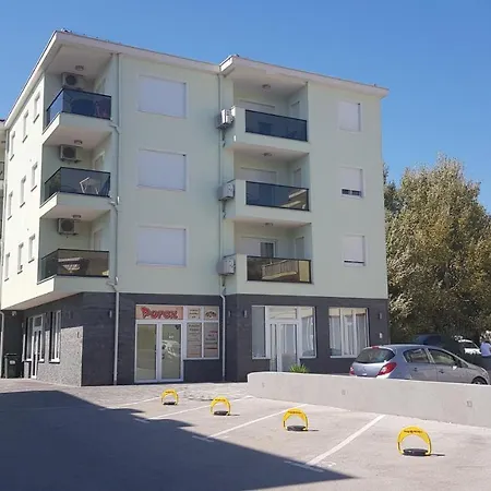 Josipa Apartament *