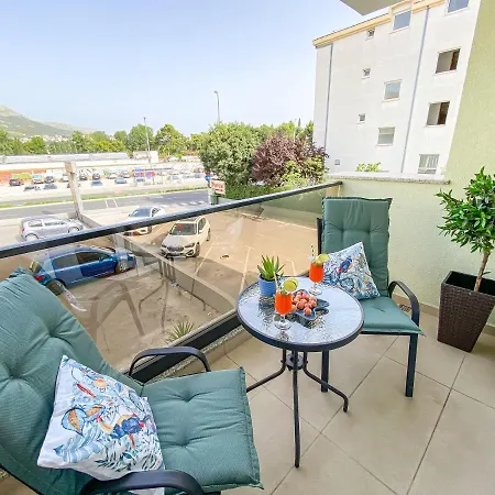 Josipa Apartament *
