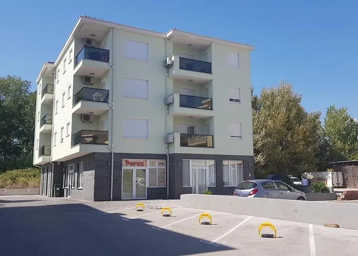 Josipa Apartamento *